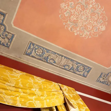 Apartment Royal Mansion Of Tommaso Corsini Florenz